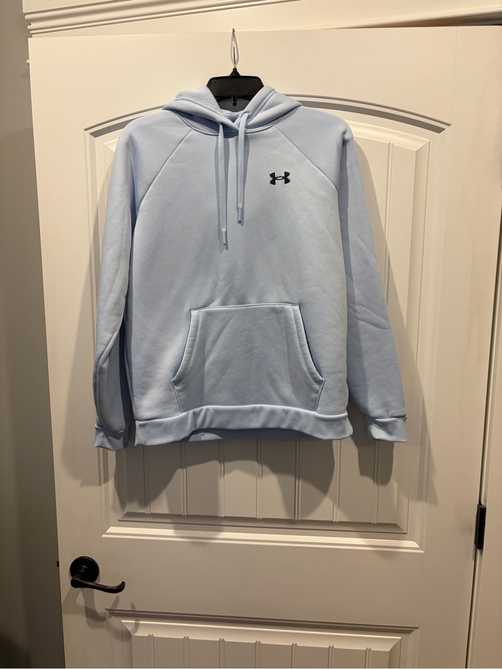 Under Armour Men’s Pale Blue Pullover Hoodie with Kangaroo Pocket